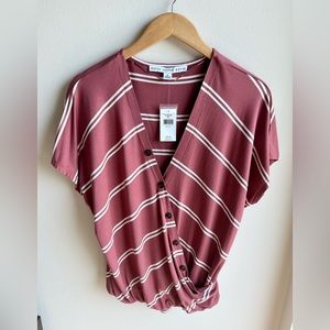 NWT - HYFVE striped top with buttons - SZ Med